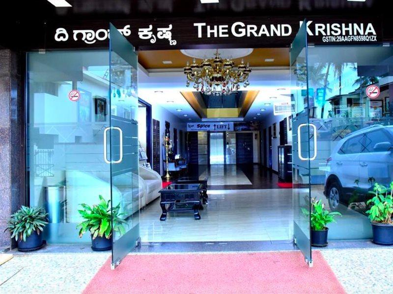 The Grand Krishna Luxury Hotel Chikmagalur Exterior photo