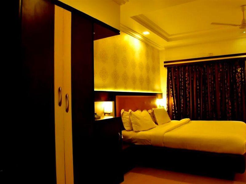 The Grand Krishna Luxury Hotel Chikmagalur Exterior photo