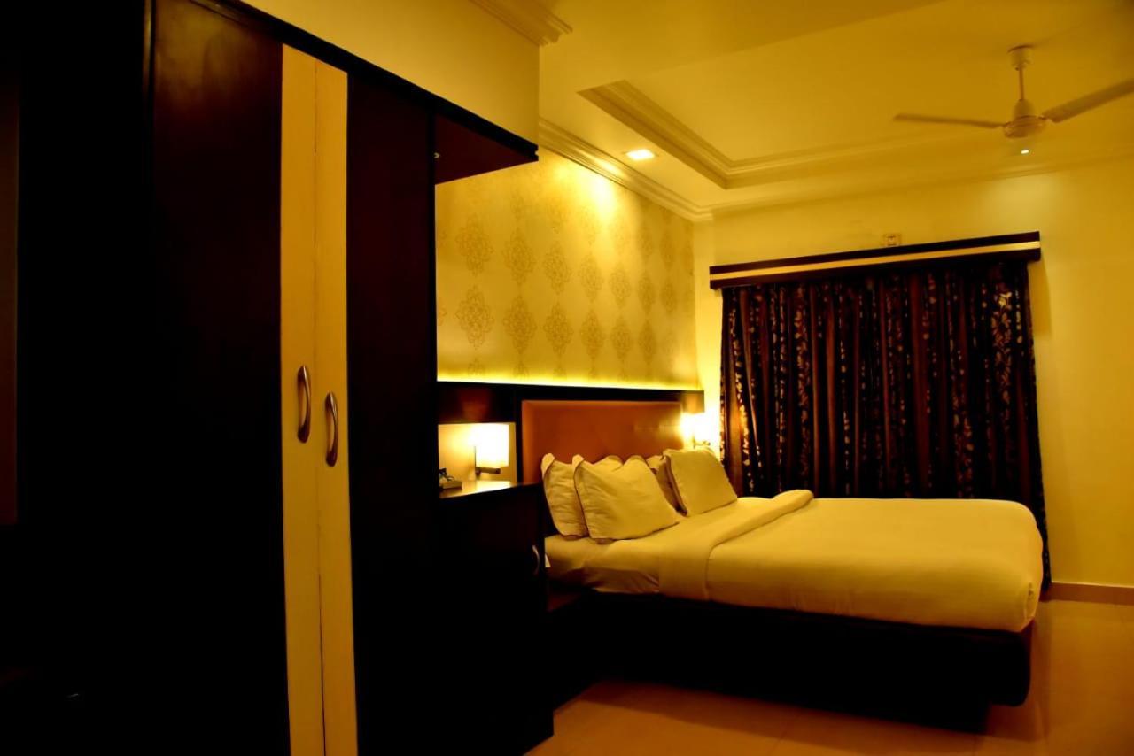 The Grand Krishna Luxury Hotel Chikmagalur Exterior photo