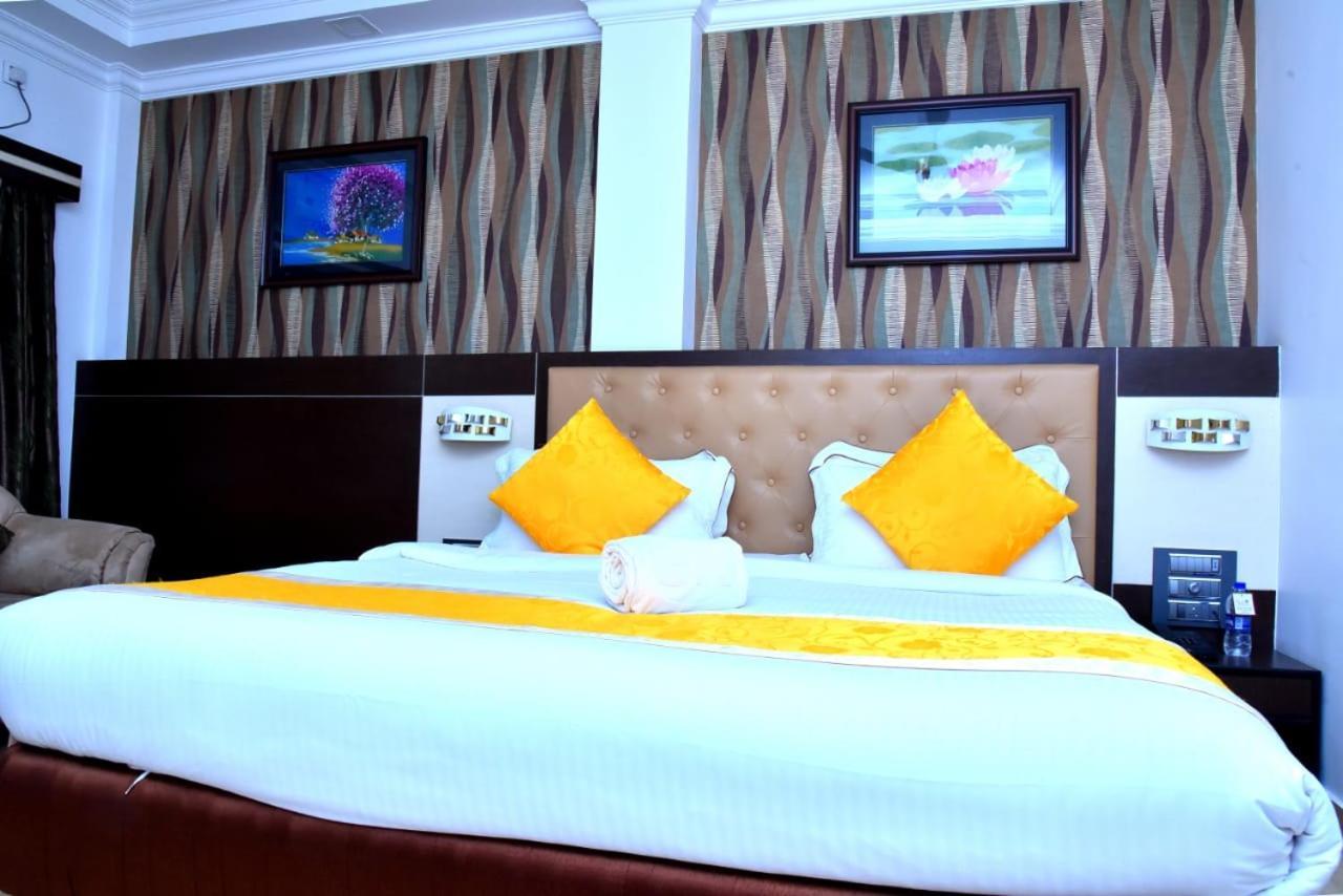 The Grand Krishna Luxury Hotel Chikmagalur Exterior photo